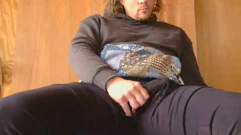 arealjerk69696969 online show from 04-27-26, 06:50