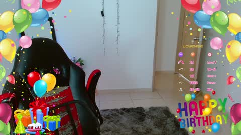 Snapshot of ares_blue chatting on 12-28-24, 02:42 ares blue online show from 12-28-24, 02:42
