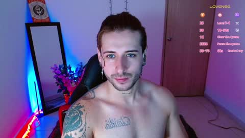 Snapshot of ares_blue chatting on 01-04-25, 12:05 ares blue online show from 01-04-25, 12:05