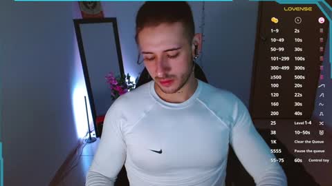 Snapshot of ares_blue chatting on 01-10-25, 11:11 ares blue online show from 01-10-25, 11:11