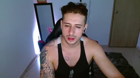 Snapshot of ares_blue chatting on 01-15-25, 11:21 ares blue online show from 01-15-25, 11:21