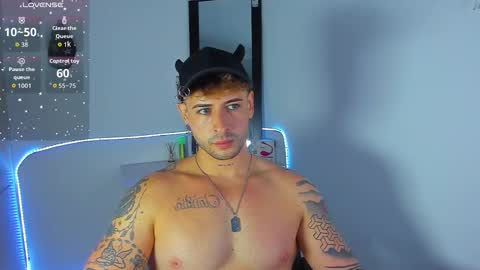 Snapshot of ares_blue chatting on 10-08-25, 09:51 ares blue online show from 10-08-25, 09:51