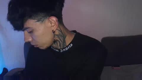 Snapshot of aress_1 chatting on 10-18-25, 04:59 Ares online show from 10-18-25, 04:59