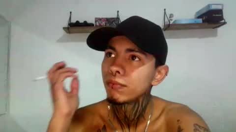 Snapshot of aress_1 chatting on 11-26-25, 08:37 Ares online show from 11-26-25, 08:37