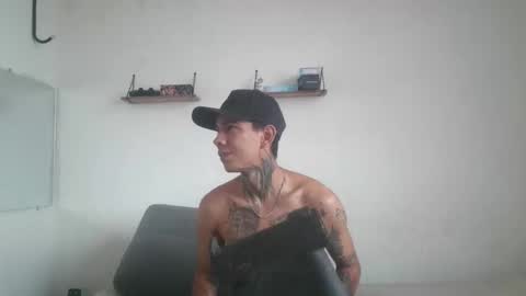 Snapshot of aress_1 chatting on 12-02-25, 03:40 Ares online show from 12-02-25, 03:40