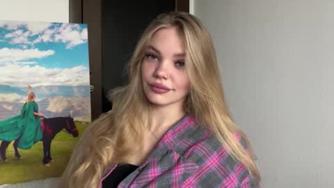 Amelia online show from 12-02-25, 08:08