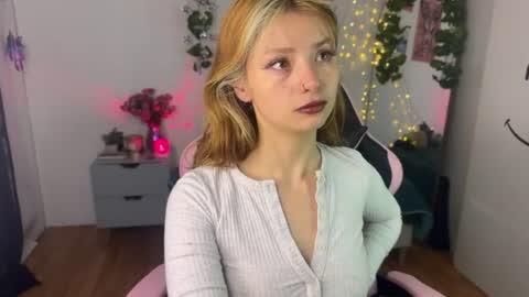 ari online show from 07-25-26, 04:32
