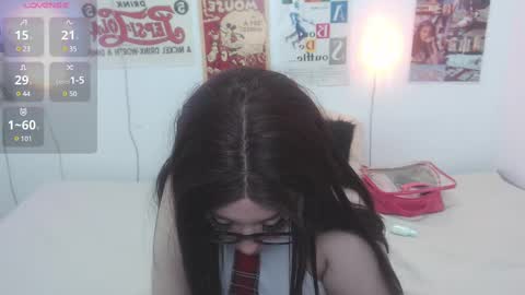 Snapshot of ari_rossee_ chatting on 02-12-25, 05:58 online show from 02-12-25, 05:58