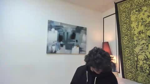 aria y orien  online show from 11-28-25, 11:02