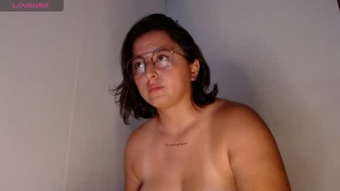 AriaBronw online show from 04-26-26, 11:35