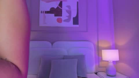 Aria  online show from 09-16-25, 03:40