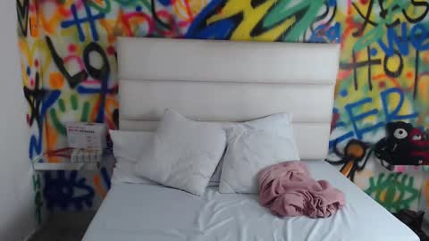 aria online show from 12-15-24, 11:23