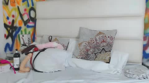 aria online show from 02-08-25, 11:55