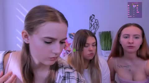 Snapshot of aria_moo chatting on 09-22-25, 08:38 Luna online show from 09-22-25, 08:38