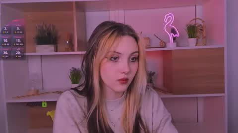 Snapshot of aria_moo chatting on 10-17-25, 08:39 Luna online show from 10-17-25, 08:39