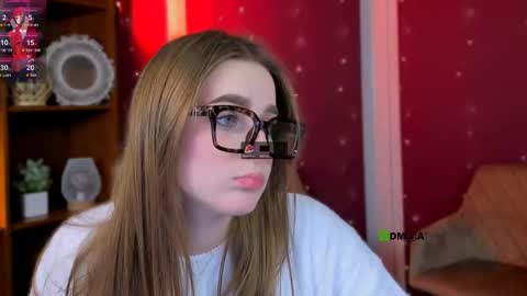 Snapshot of aria_moo chatting on 11-04-25, 12:26 Luna online show from 11-04-25, 12:26