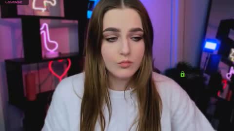 Snapshot of aria_moo chatting on 11-25-25, 07:03 Luna online show from 11-25-25, 07:03