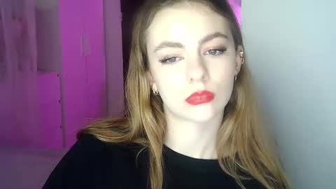 Snapshot of ariacreazy chatting on 12-12-24, 04:32 AriaCreazy online show from 12-12-24, 04:32