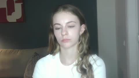 Snapshot of ariacreazy chatting on 09-25-25, 08:34 AriaCreazy online show from 09-25-25, 08:34