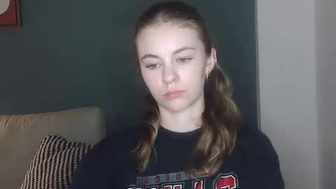 Snapshot of ariacreazy chatting on 09-29-25, 08:35 AriaCreazy online show from 09-29-25, 08:35