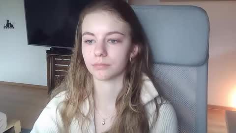 Snapshot of ariacreazy chatting on 10-27-25, 09:24 AriaCreazy online show from 10-27-25, 09:24