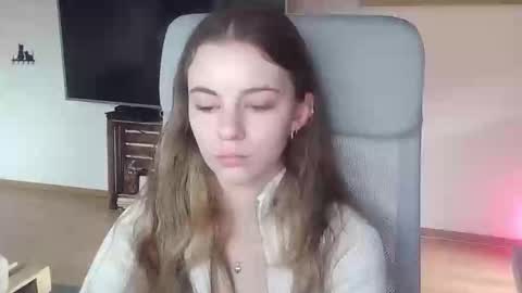 Snapshot of ariacreazy chatting on 10-31-25, 09:21 AriaCreazy online show from 10-31-25, 09:21