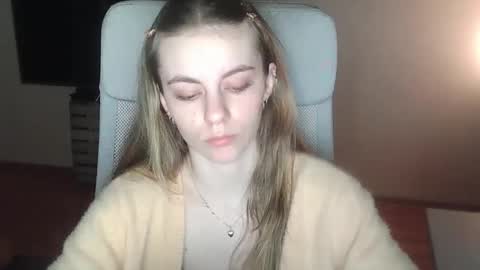 AriaCreazy online show from 01-18-26, 09:07