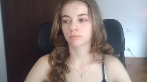 AriaCreazy online show from 07-03-26, 06:31