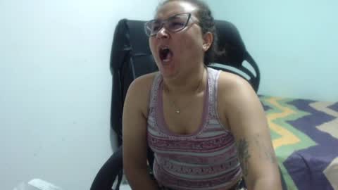 ...Ariana... online show from 07-21-26, 06:43