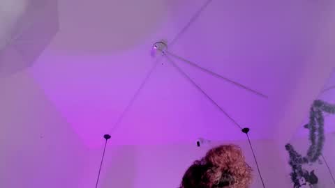 Ariadna online show from 11-22-25, 03:27