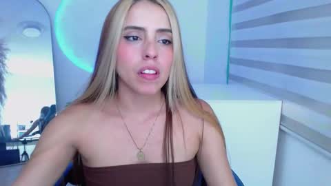 ariah_cute online show from 03-17-26, 07:39