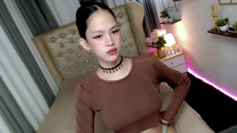 Snapshot of ariahooper chatting on 06-13-26, 09:07 Christine JorgensenChristmas wish breasts implants online show from 06-13-26, 09:07