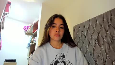 Aria Montgomery online show from 01-13-25, 09:08