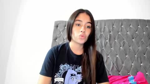 Aria Montgomery online show from 01-25-25, 11:02