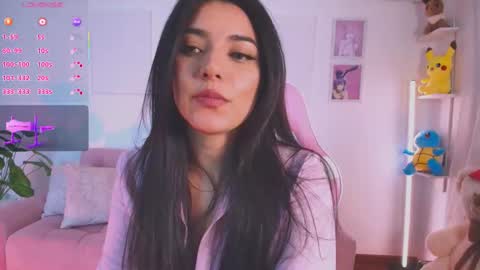 Snapshot of ariana_bae_ chatting on 09-20-25, 12:55 online show from 09-20-25, 12:55