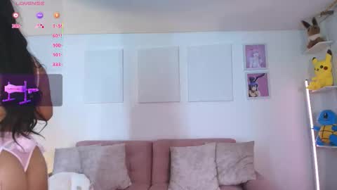 Snapshot of ariana_bae_ chatting on 11-16-25, 08:58 online show from 11-16-25, 08:58