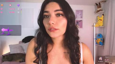 Snapshot of ariana_bae_ chatting on 12-23-25, 12:30 online show from 12-23-25, 12:30