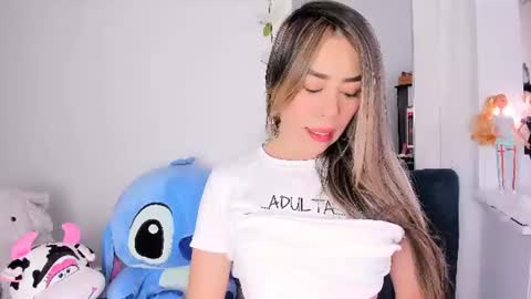Snapshot of ariana_belucci chatting on 07-15-26, 07:08 Ariana online show from 07-15-26, 07:08