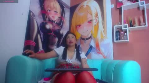 ariana_hill_ online show from 10-18-25, 07:58