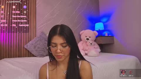 Ariana online show from 03-20-26, 01:49