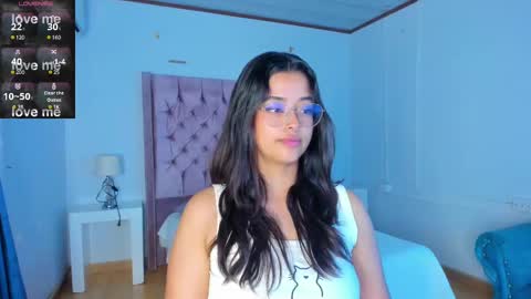 Snapshot of ariana_pierce chatting on 12-09-24, 07:29 Ariana online show from 12-09-24, 07:29