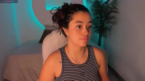 Snapshot of ariana_pierce chatting on 10-21-25, 12:39 Ariana online show from 10-21-25, 12:39