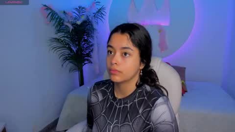 Snapshot of ariana_pierce chatting on 11-01-25, 12:18 Ariana online show from 11-01-25, 12:18