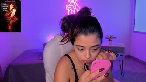 Snapshot of ariana_pierce chatting on 11-13-25, 12:26 Ariana online show from 11-13-25, 12:26