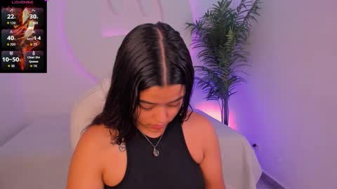 Snapshot of ariana_pierce chatting on 12-19-25, 12:34 Ariana online show from 12-19-25, 12:34