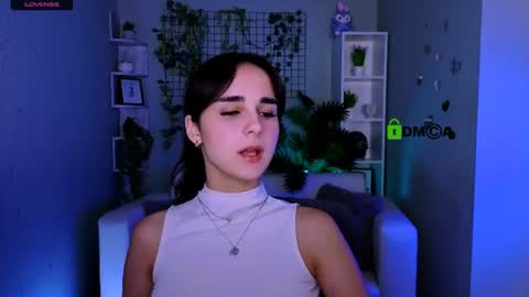 Snapshot of ariana_ross7 chatting on 06-27-26, 07:19 ariana_ross7 online show from 06-27-26, 07:19