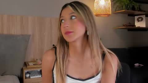 Ariana  online show from 07-27-26, 01:18