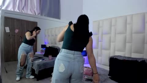  ariana  online show from 02-21-26, 04:08