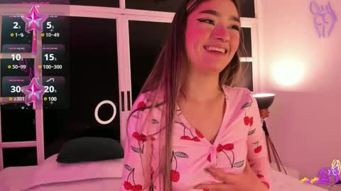Snapshot of ariana_villada chatting on 03-05-25, 03:08 Ari online show from 03-05-25, 03:08