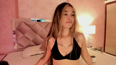 Snapshot of ariana_villada chatting on 09-27-25, 03:55 Ari online show from 09-27-25, 03:55